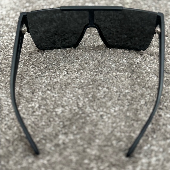 Burberry BE4291 Shield Sunglasses Black 3464/87 Unisex w/ Box & Case main image 5